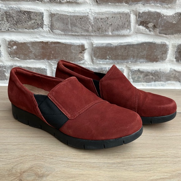 Clarks Artisan Shoes Womens 8 M DAELYN MONARCH Suede Loafers Wedge Heels Rust - Picture 1 of 12